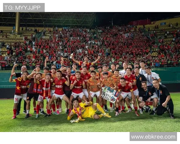 广州足球队在联赛中的比赛经验与表现分析及未来展望